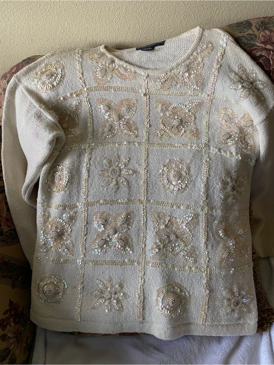 Work In Progress Sweaters - Embroidered Sequin Cream Women's Sweater Size Medium 10-12